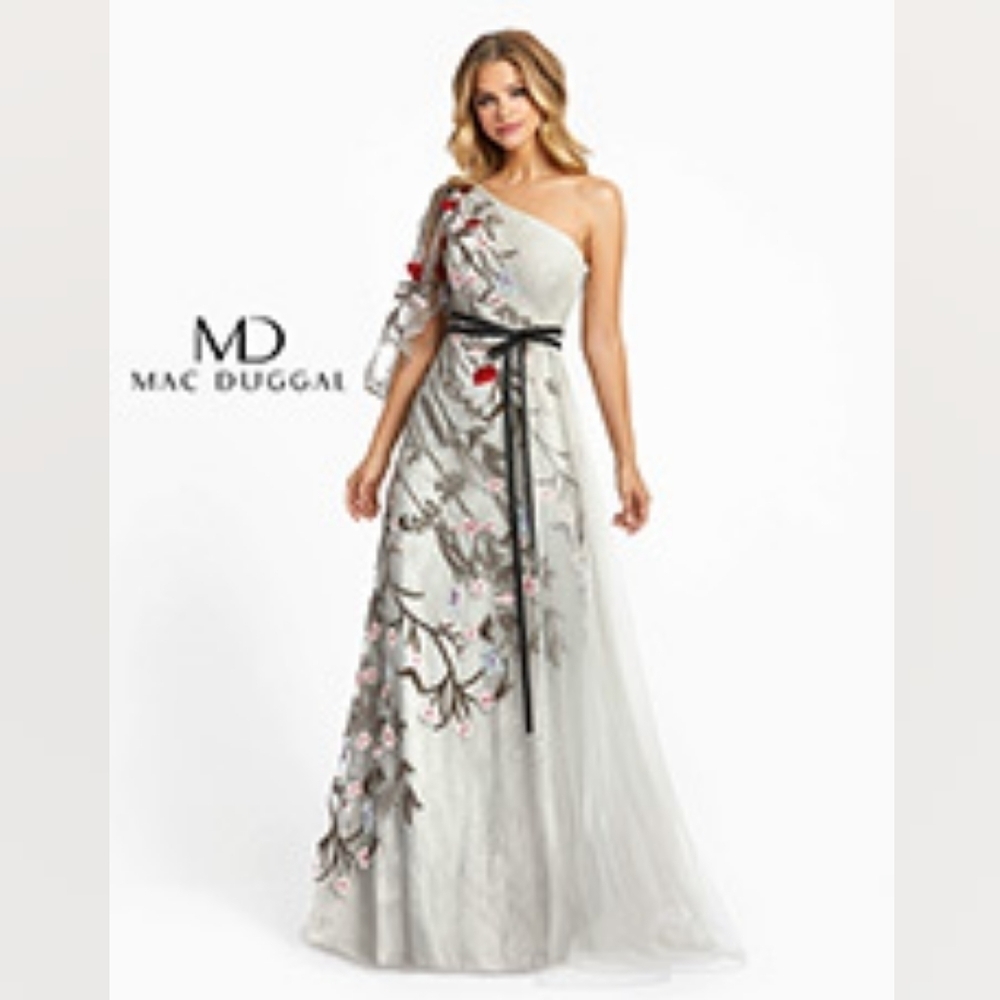 Macduggal 20124 Silver Beaded gown 4 NWOT